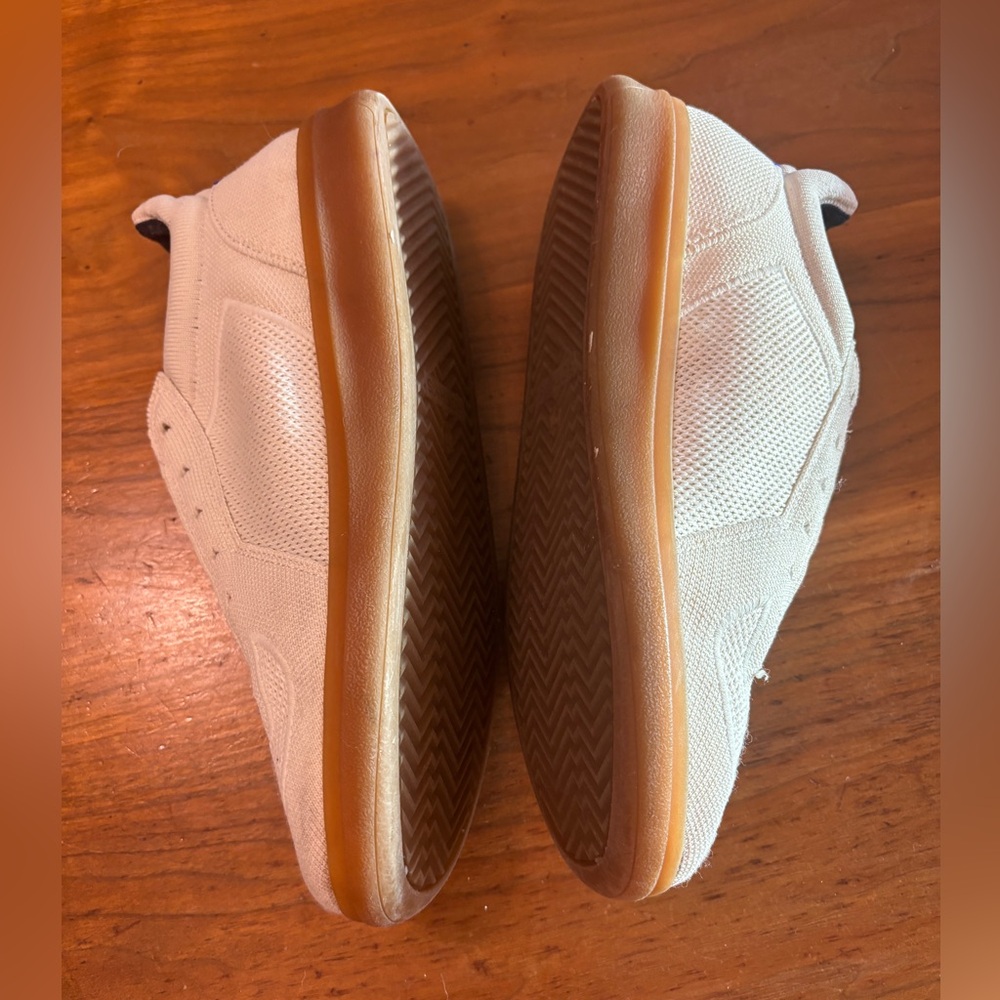 Rothy’s RS01 Sneaker EUC men’s 8/ women’s 9.5